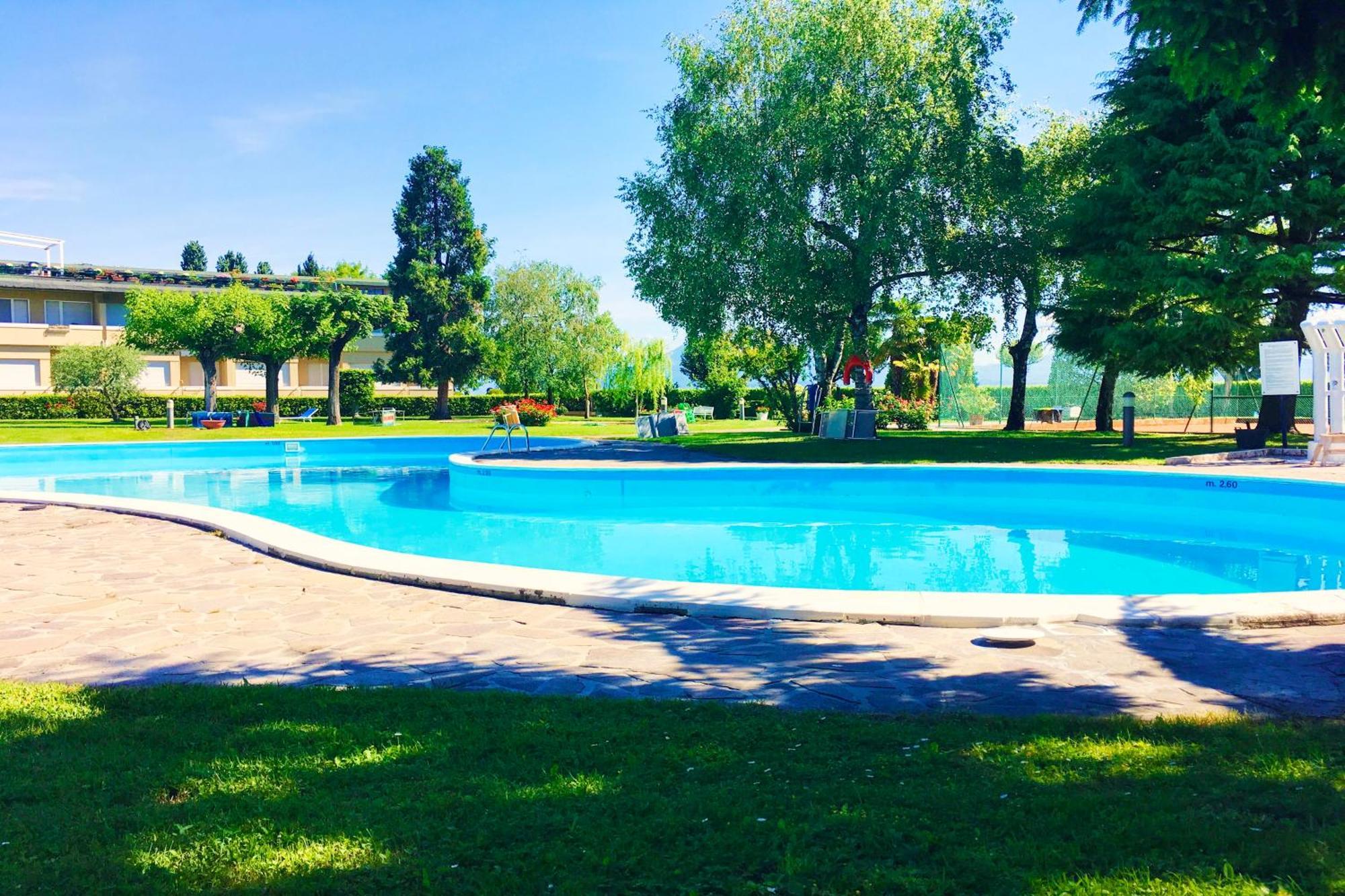The Riva Apartment سيرمِيوني المظهر الخارجي الصورة