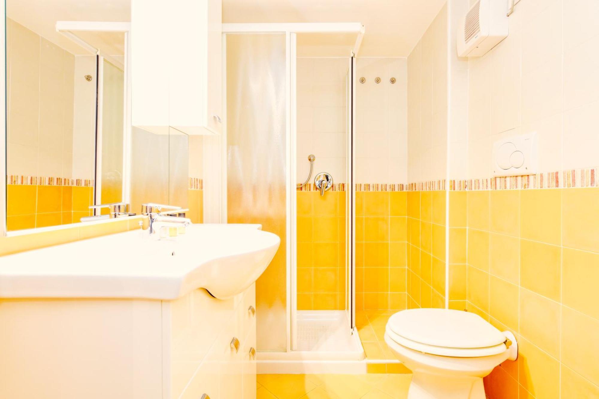 The Riva Apartment سيرمِيوني المظهر الخارجي الصورة