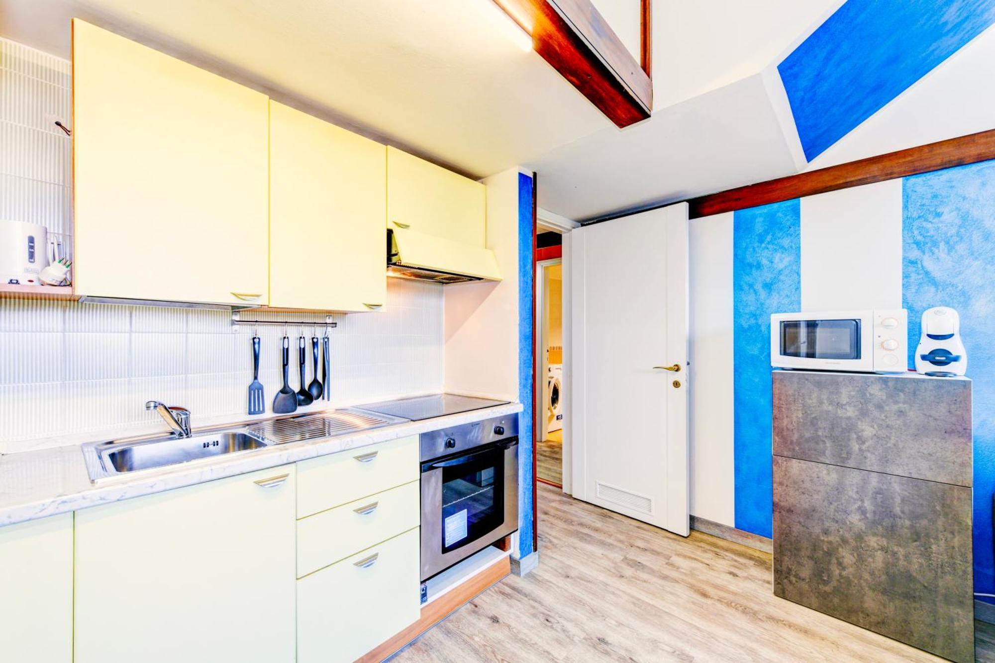 The Riva Apartment سيرمِيوني المظهر الخارجي الصورة
