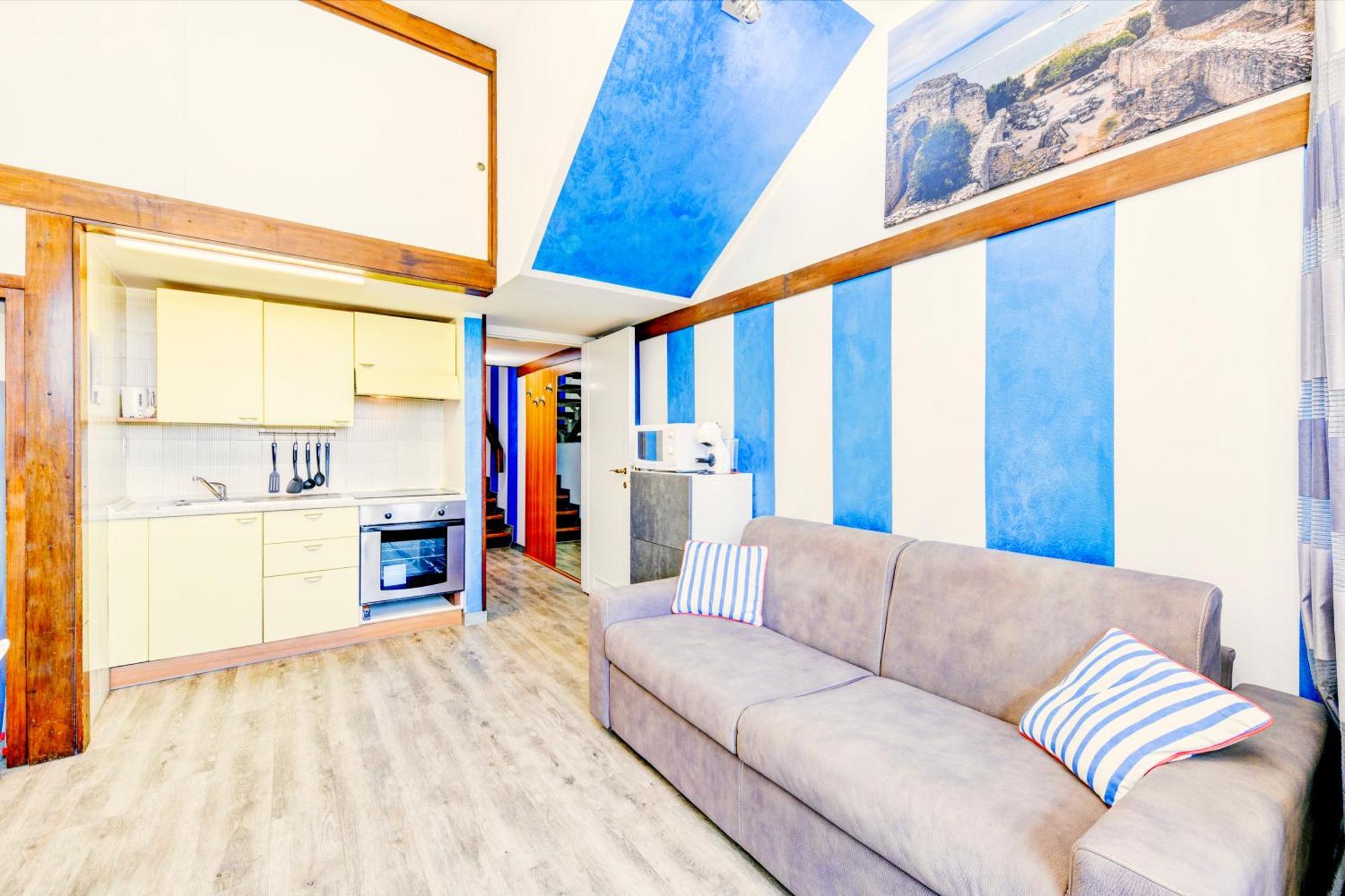 The Riva Apartment سيرمِيوني المظهر الخارجي الصورة