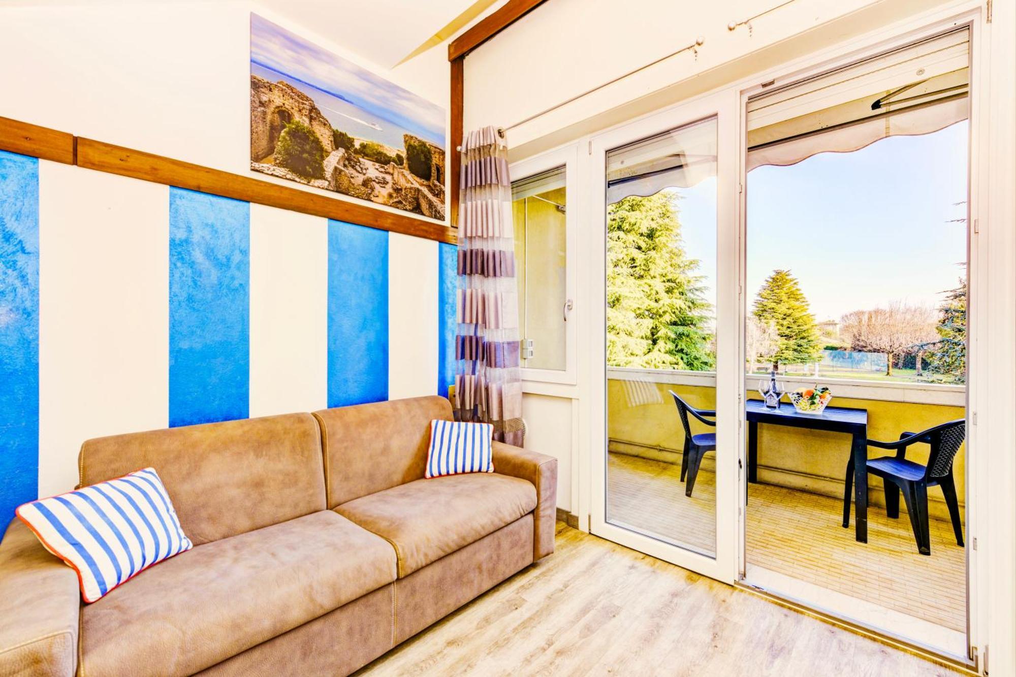 The Riva Apartment سيرمِيوني المظهر الخارجي الصورة