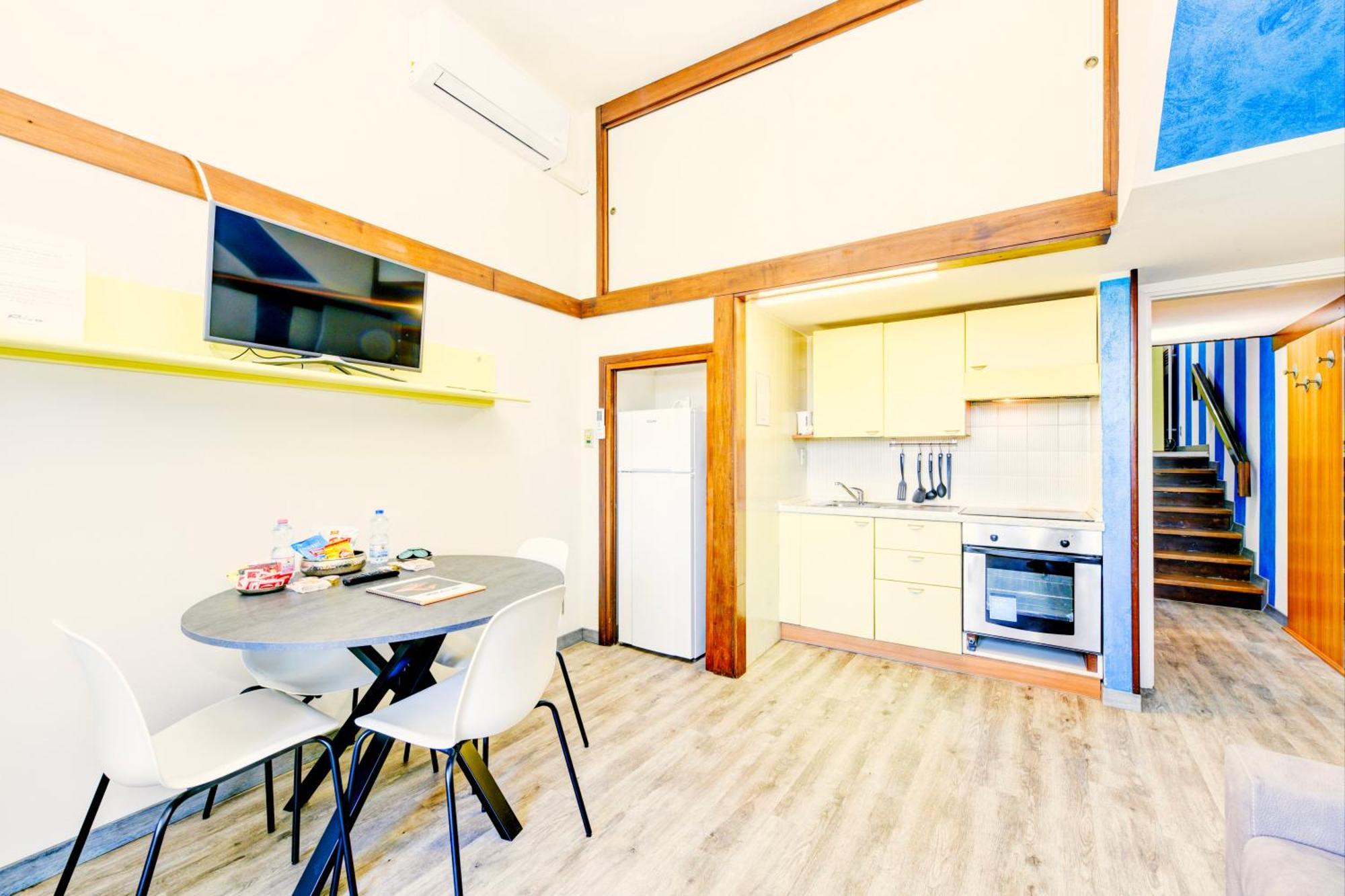 The Riva Apartment سيرمِيوني المظهر الخارجي الصورة